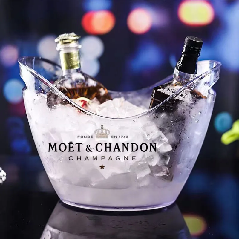 Ember Moët & Chandon Champagne