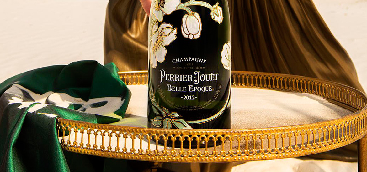 Láhev šampaňského Perrier-Jouët